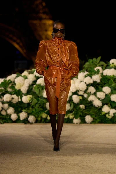 Look 22